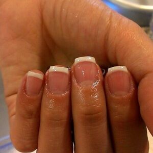 French Manicure Nail Art